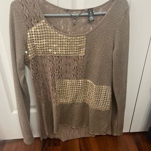 BKE Boutique lightweight sweater blouse Medium Taupe